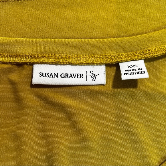 SUSAN GRAVER Tank V-Neck, Long, side slits, rich yellow-gold Size XXS - Picture 7 of 9